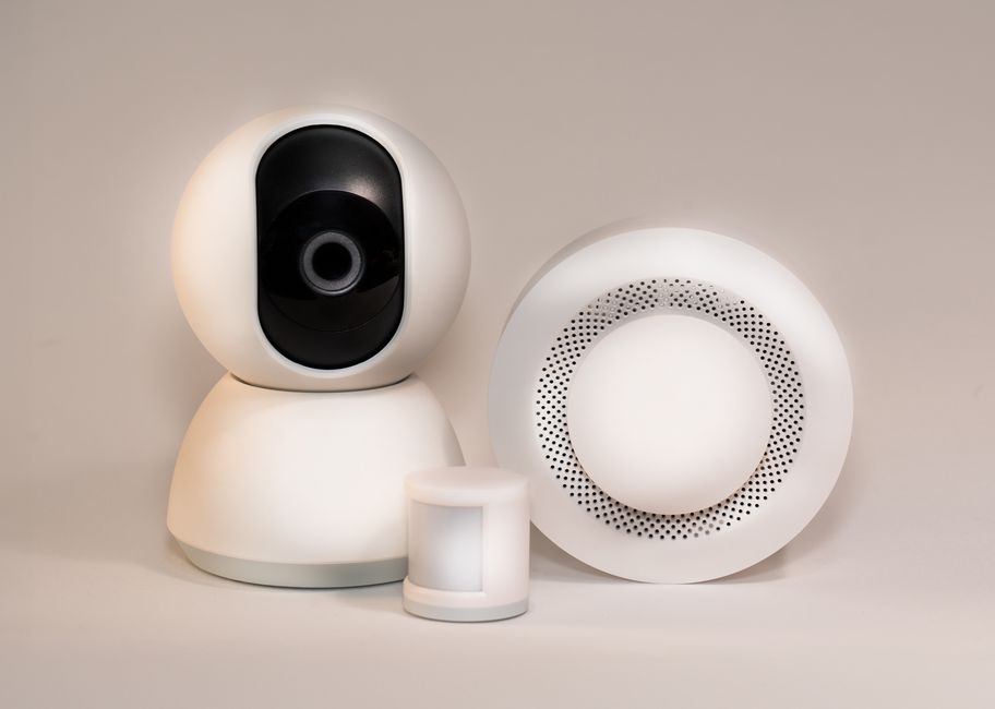 eclairage-connecte-capteurs-zigbee-vs-alternatives-le-grand-comparatif-objectif